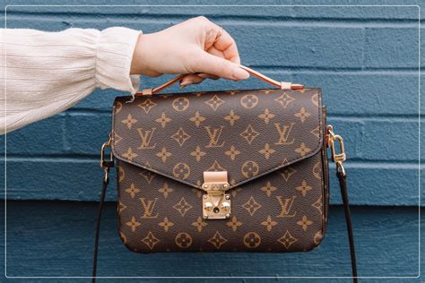 fang louis vuitton replica|louis vuitton counterfeit.